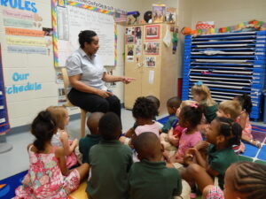 teacher asking open ended questions during storytime